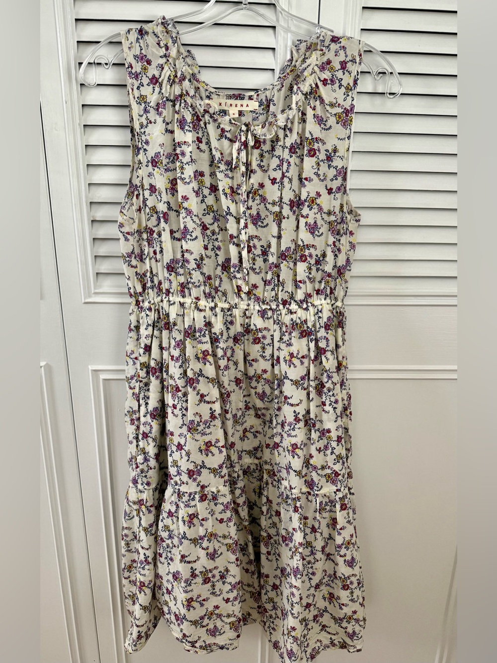 XiRENA Cream Floral Tie-Neck Sundress